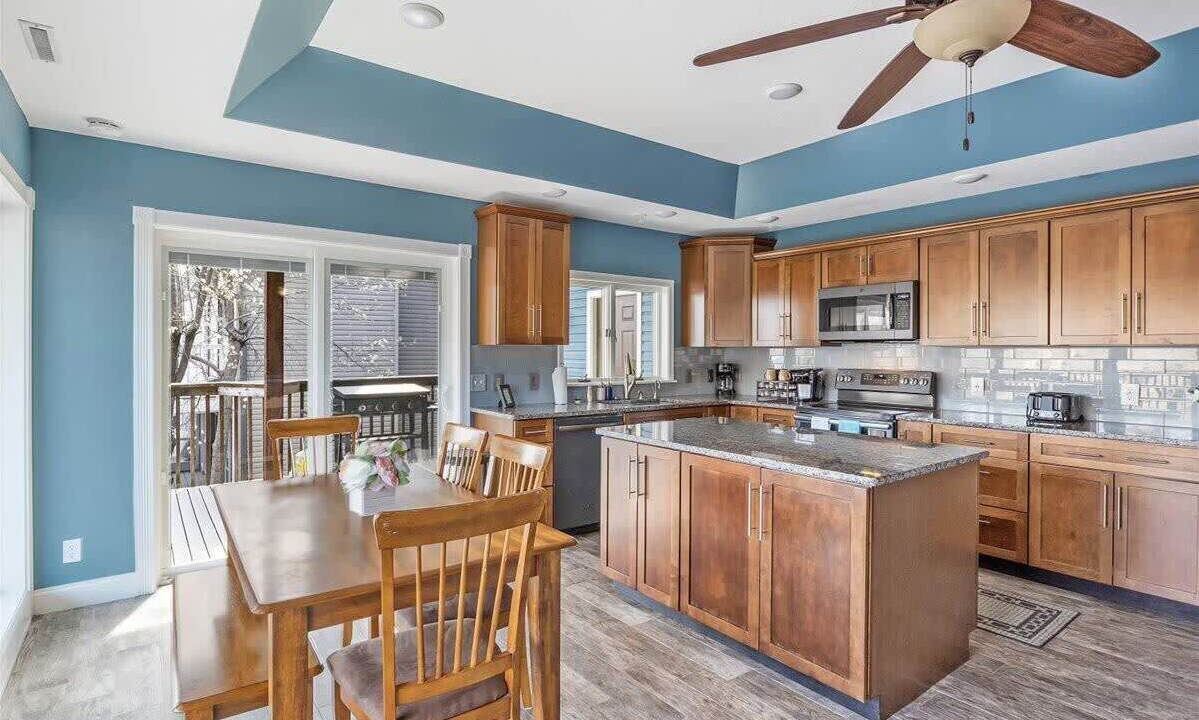 Photo of Kitchen in Lakeview