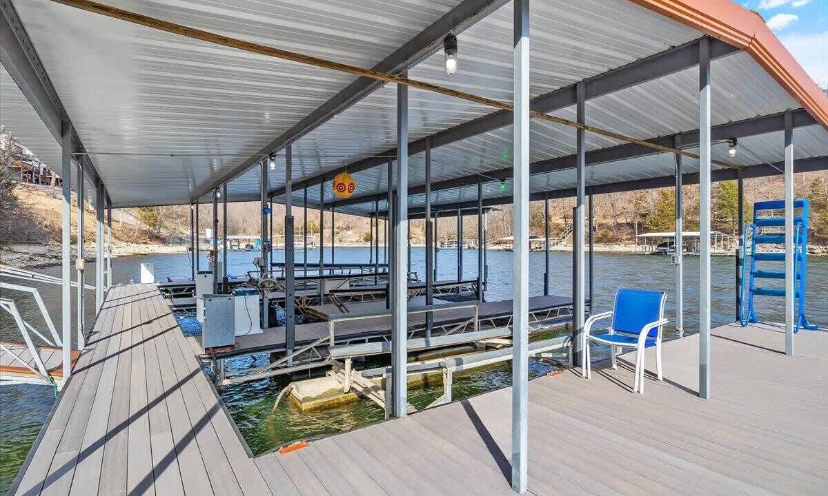 Photo of Outdoor in Lakeview