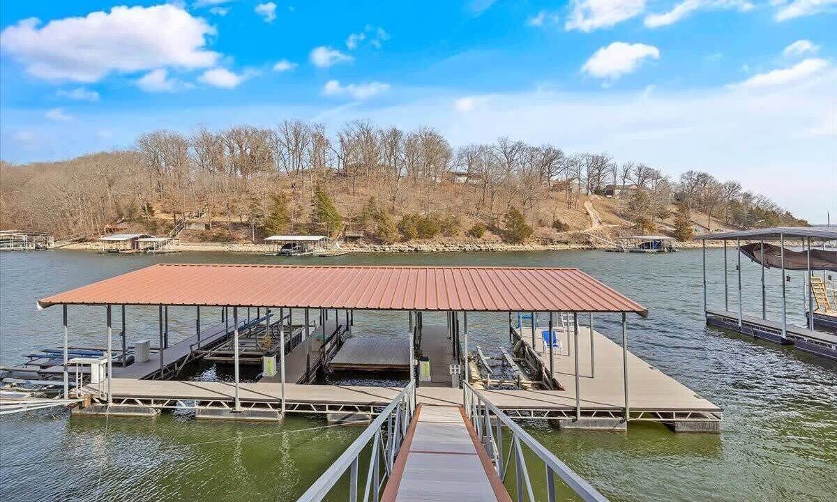 Photo of Outdoor in Lakeview