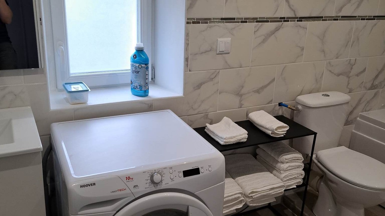 Photo of Bathroom in La Chapelle-Saint-Martin-en-Plaine