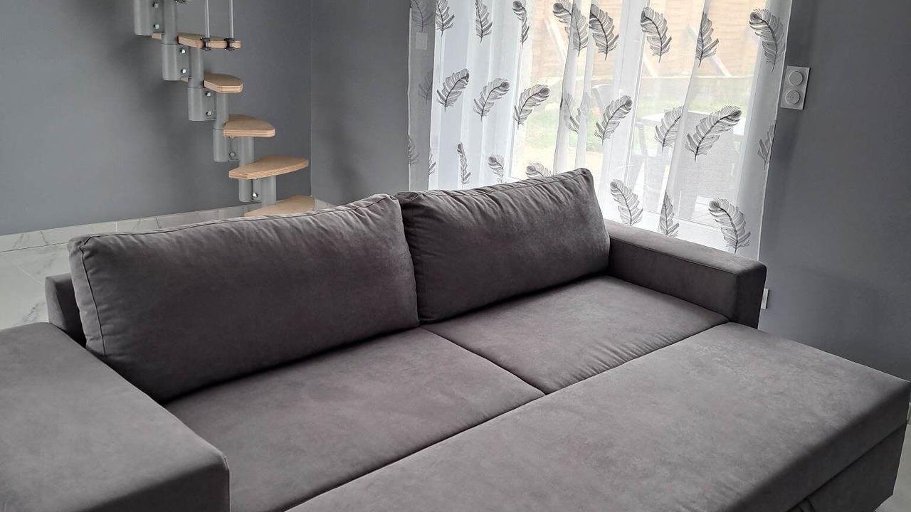 Photo of Livingroom in La Chapelle-Saint-Martin-en-Plaine