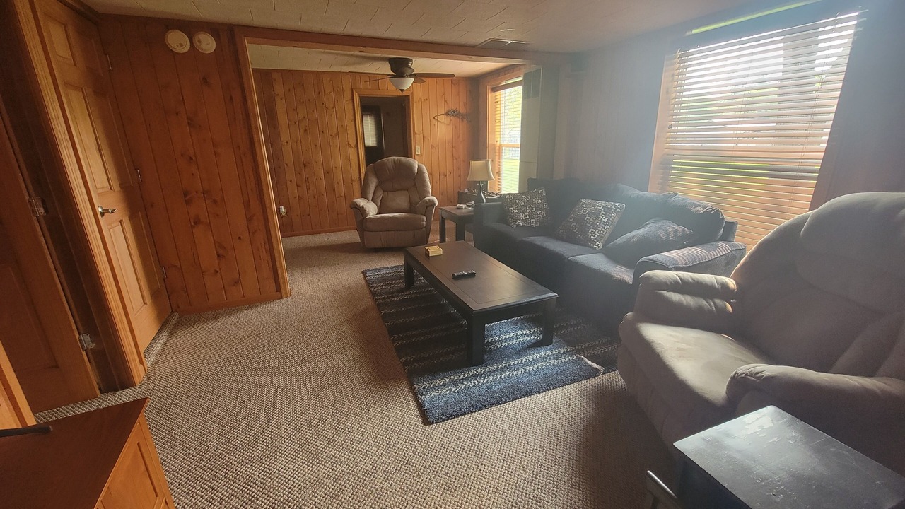 Photo of Livingroom in Aitkin