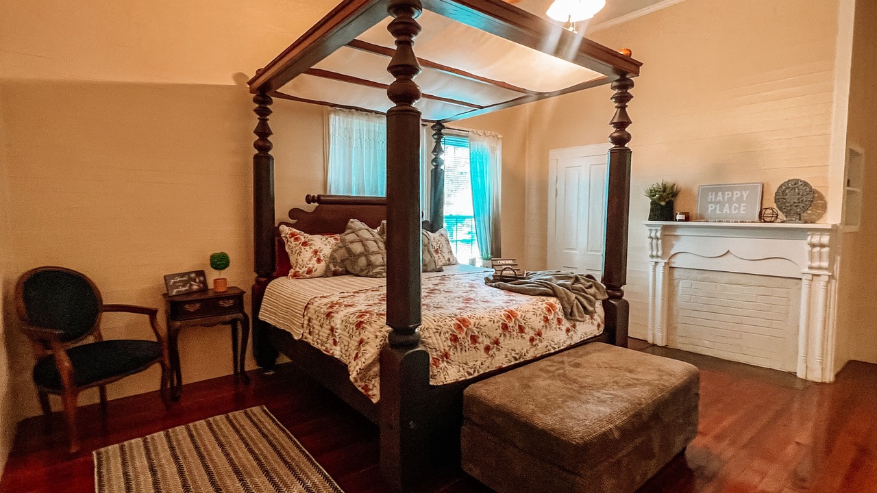 Photo of Bedroom in Tarrytown
