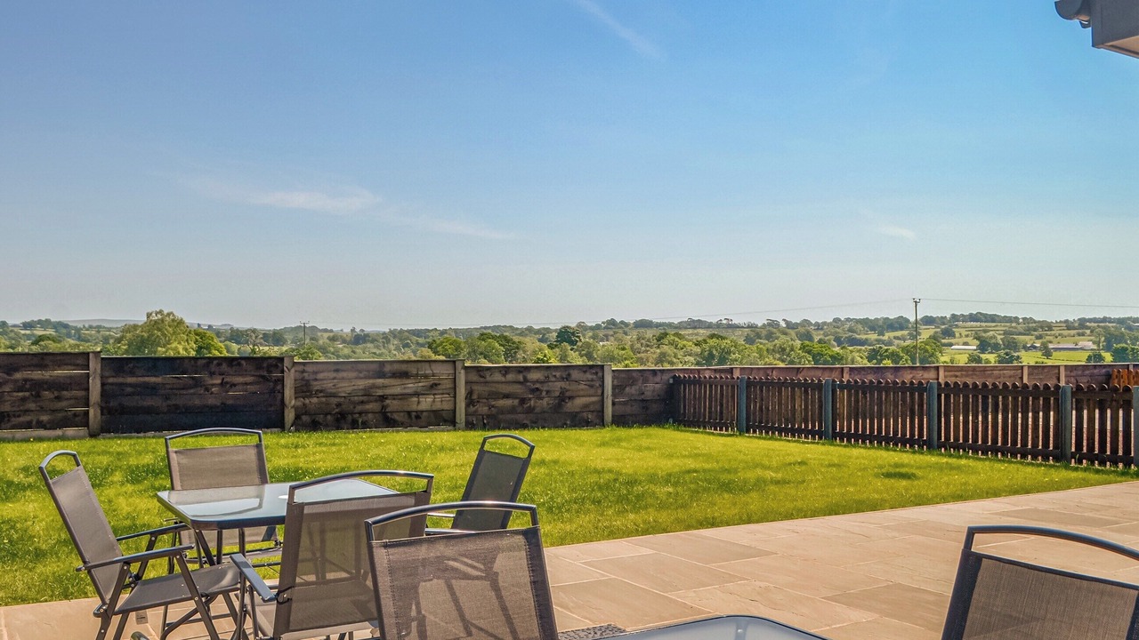 Photo of Others in Wing