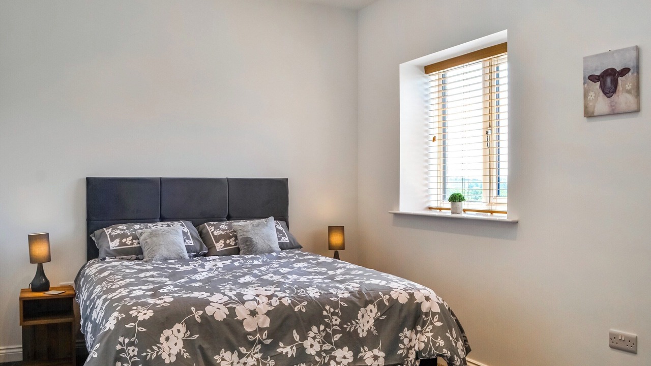 Photo of Others in Wing