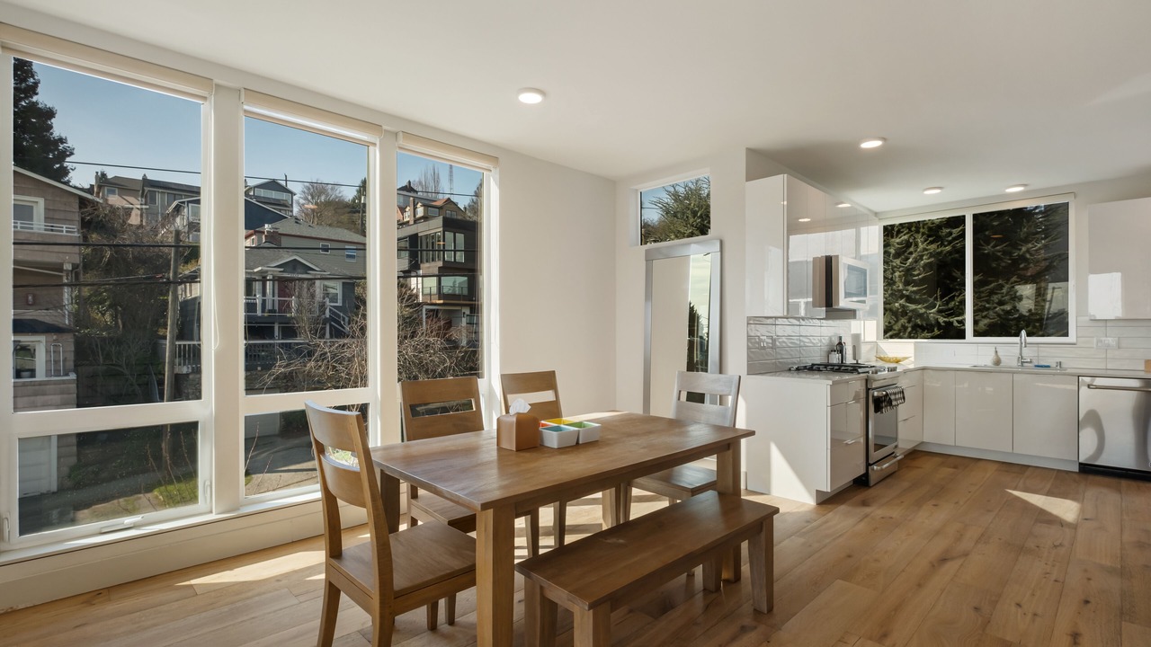 Photo of Others in East Queen Anne