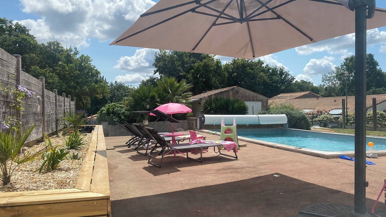 Photo of Outdoor in Monnieres