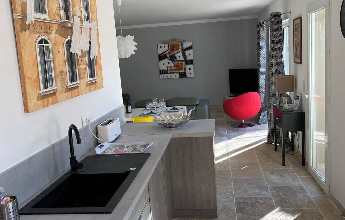 Photo of Kitchen in Tavel