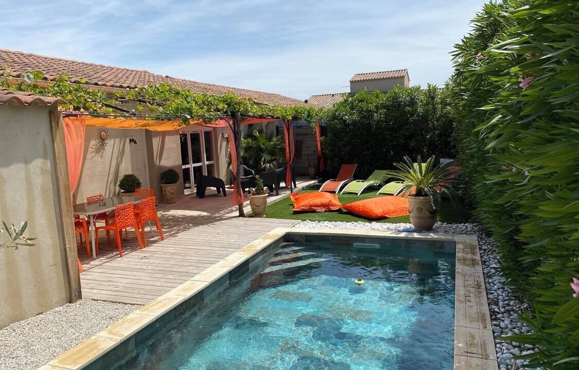 Photo of Outdoor in Tavel