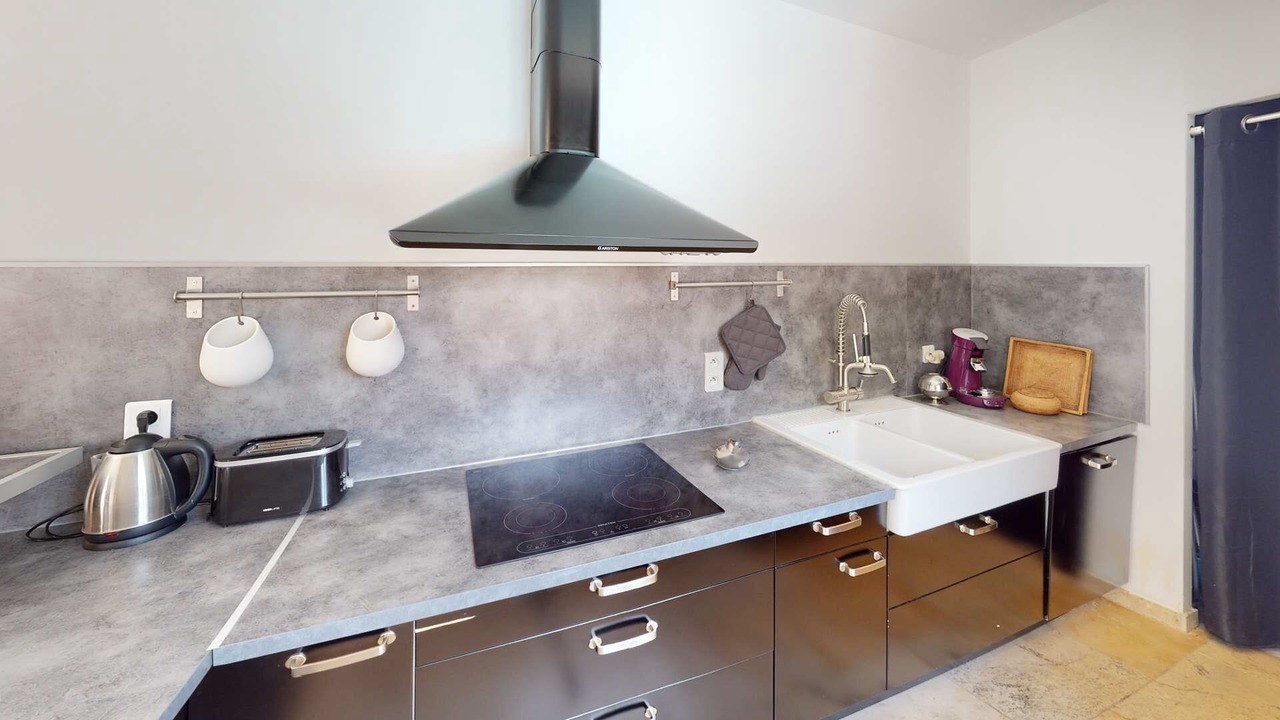 Photo of Kitchen in Tavel