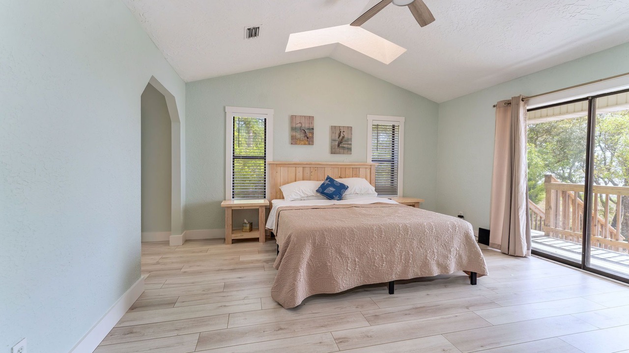 Photo of Bedroom in Magnolia Bluffs