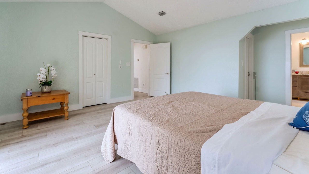 Photo of Bedroom in Magnolia Bluffs