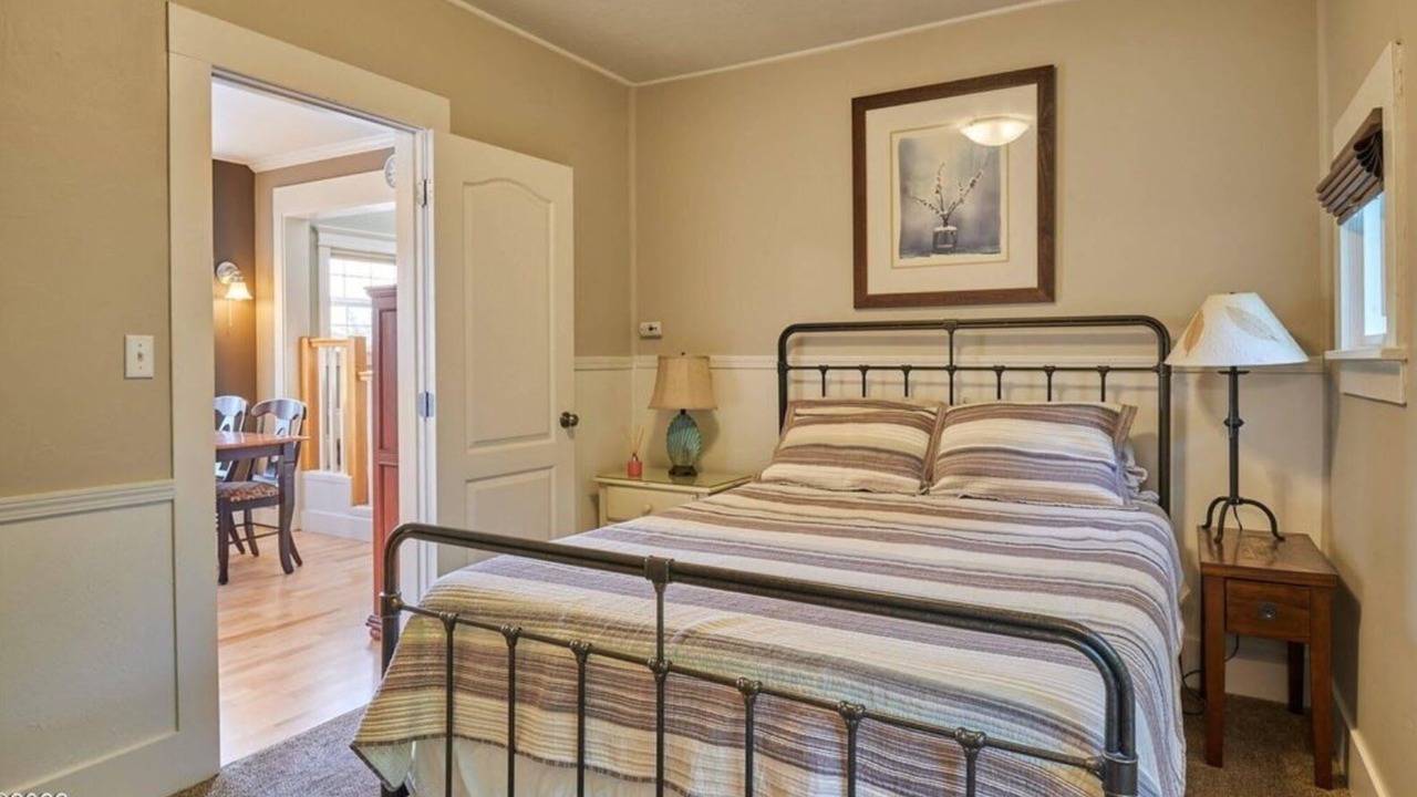 Photo of Bedroom in Newport