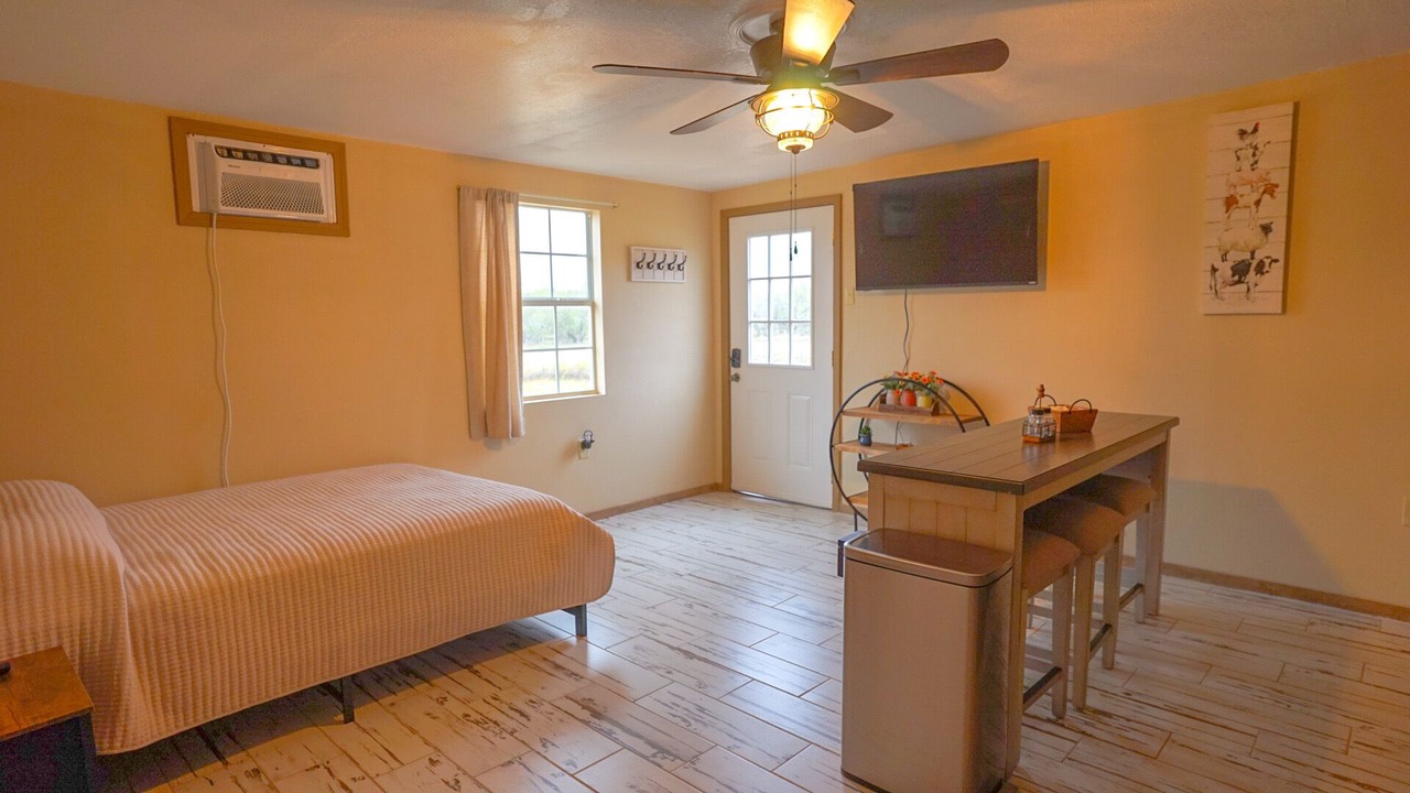 Photo of Bedroom in Adkins