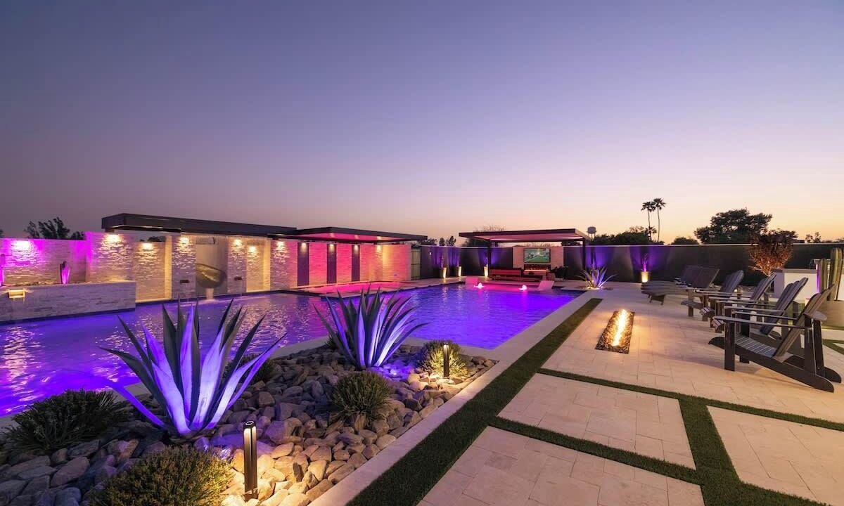 Photo of Outdoor in Paradise Valley Ranchos