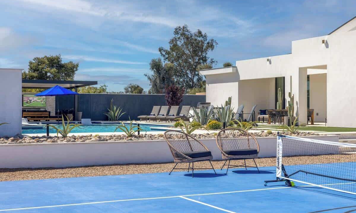 Photo of Outdoor in Paradise Valley Ranchos