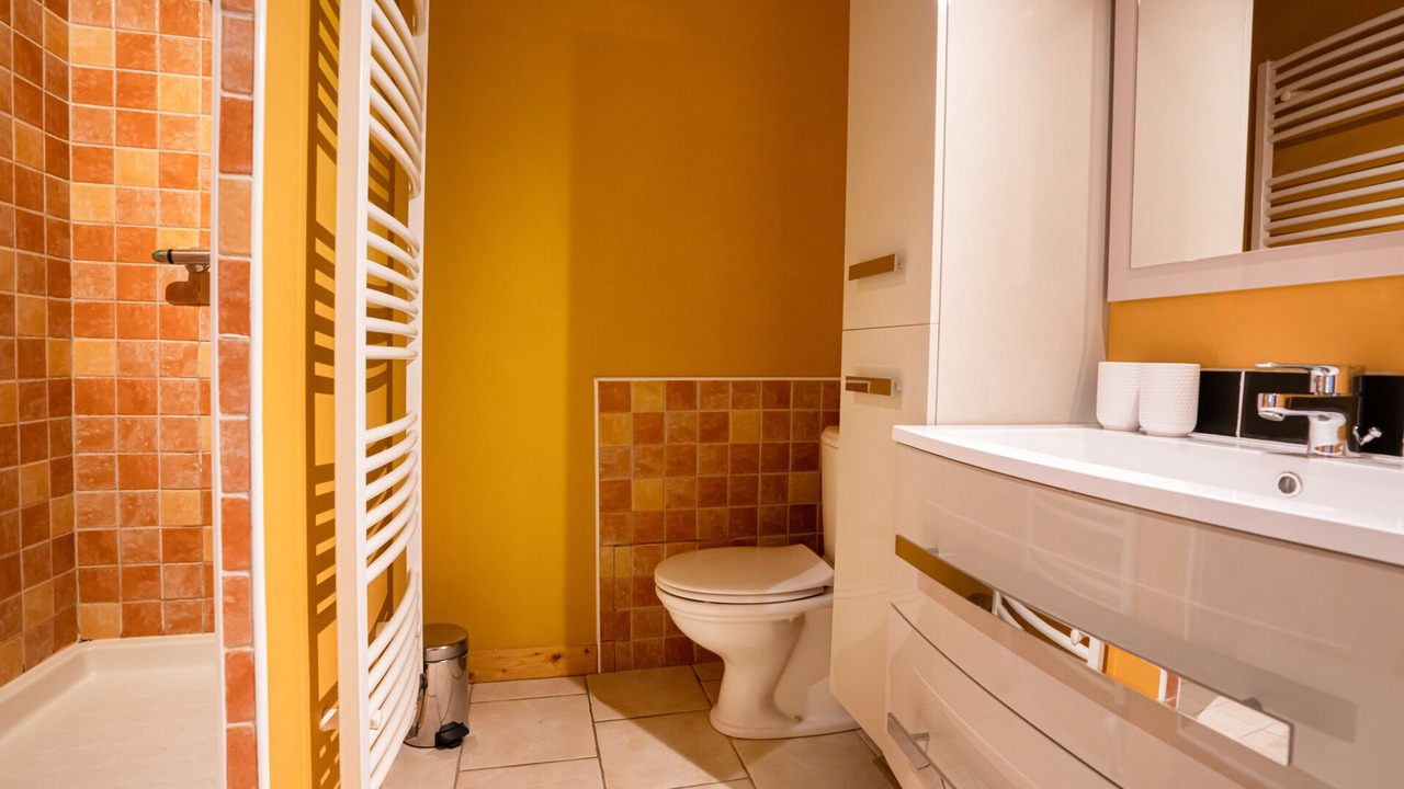 Photo of Bathroom in Ussy