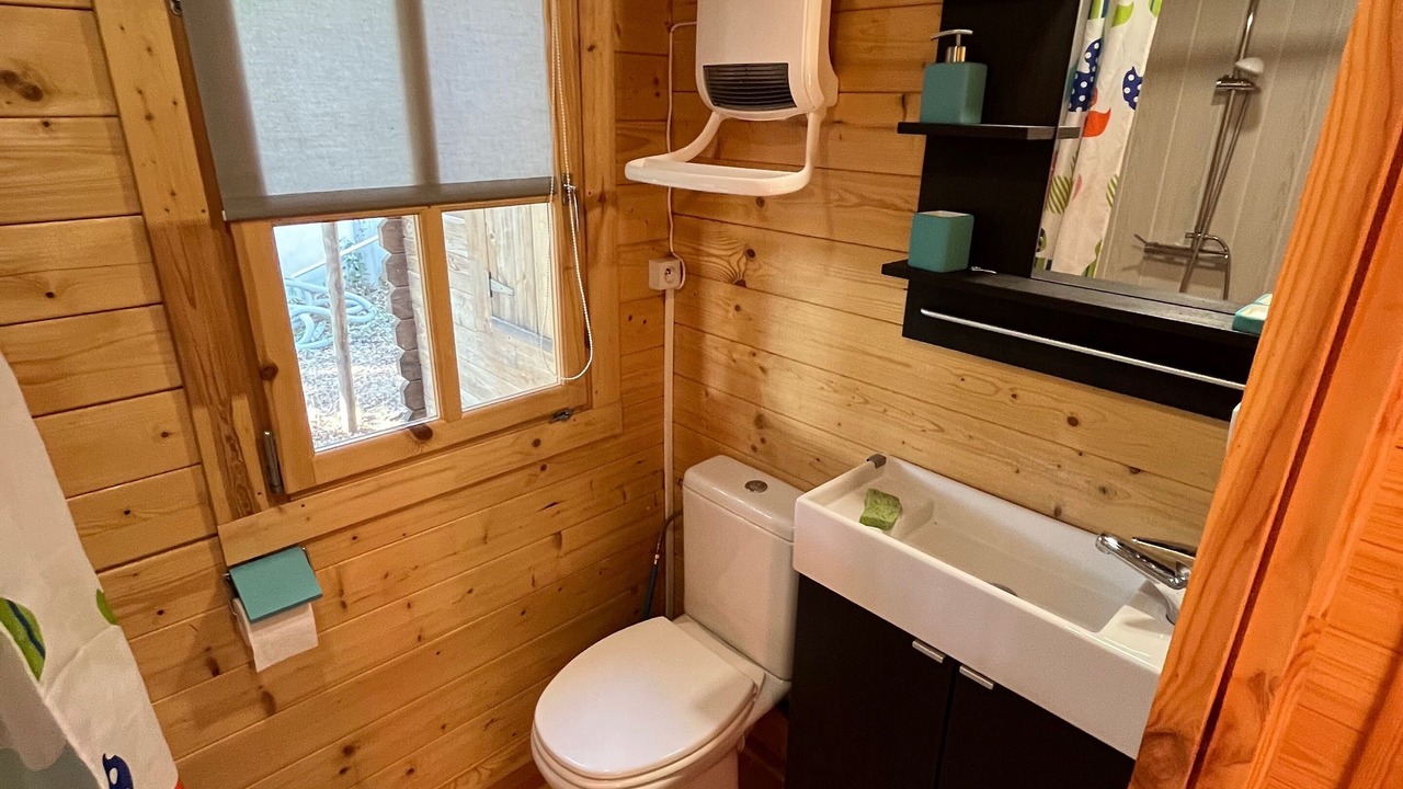 Photo of Bathroom in Causse-de-la-Selle