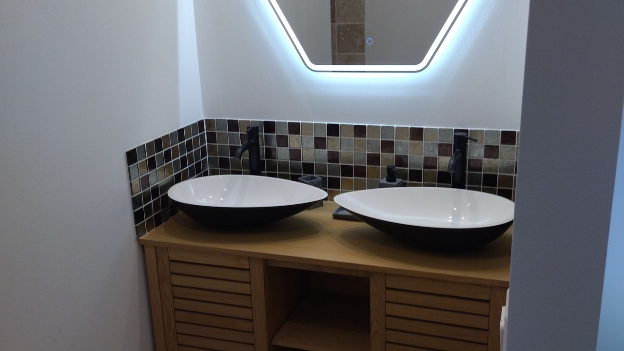 Photo of Bathroom in Auderville