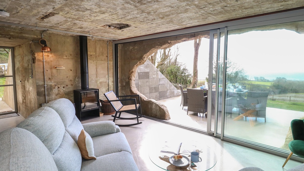 Photo of Livingroom in Holworth