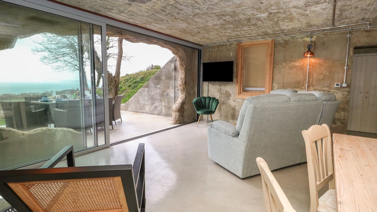 Photo of Livingroom in Holworth