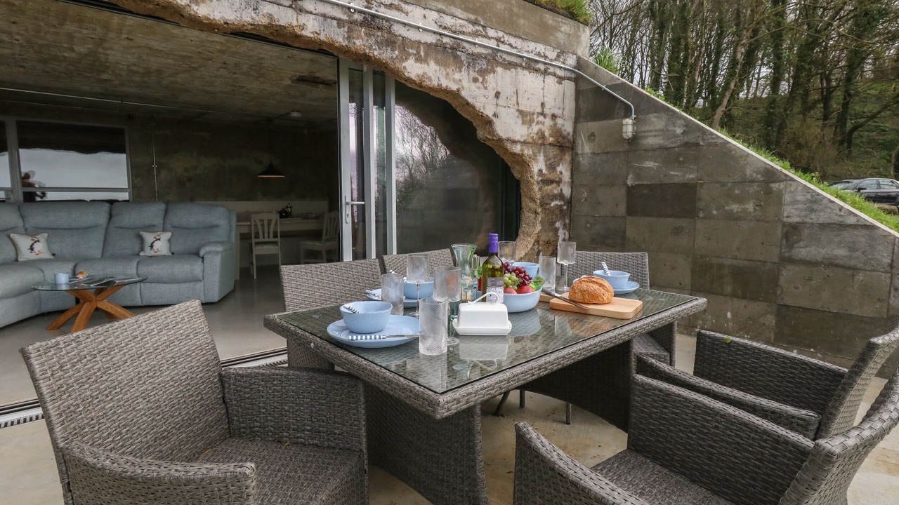 Photo of Outdoor in Holworth