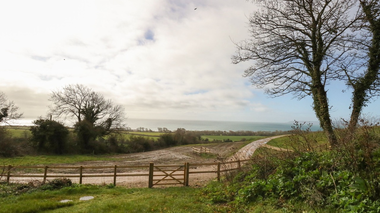 Photo of Outdoor in Holworth