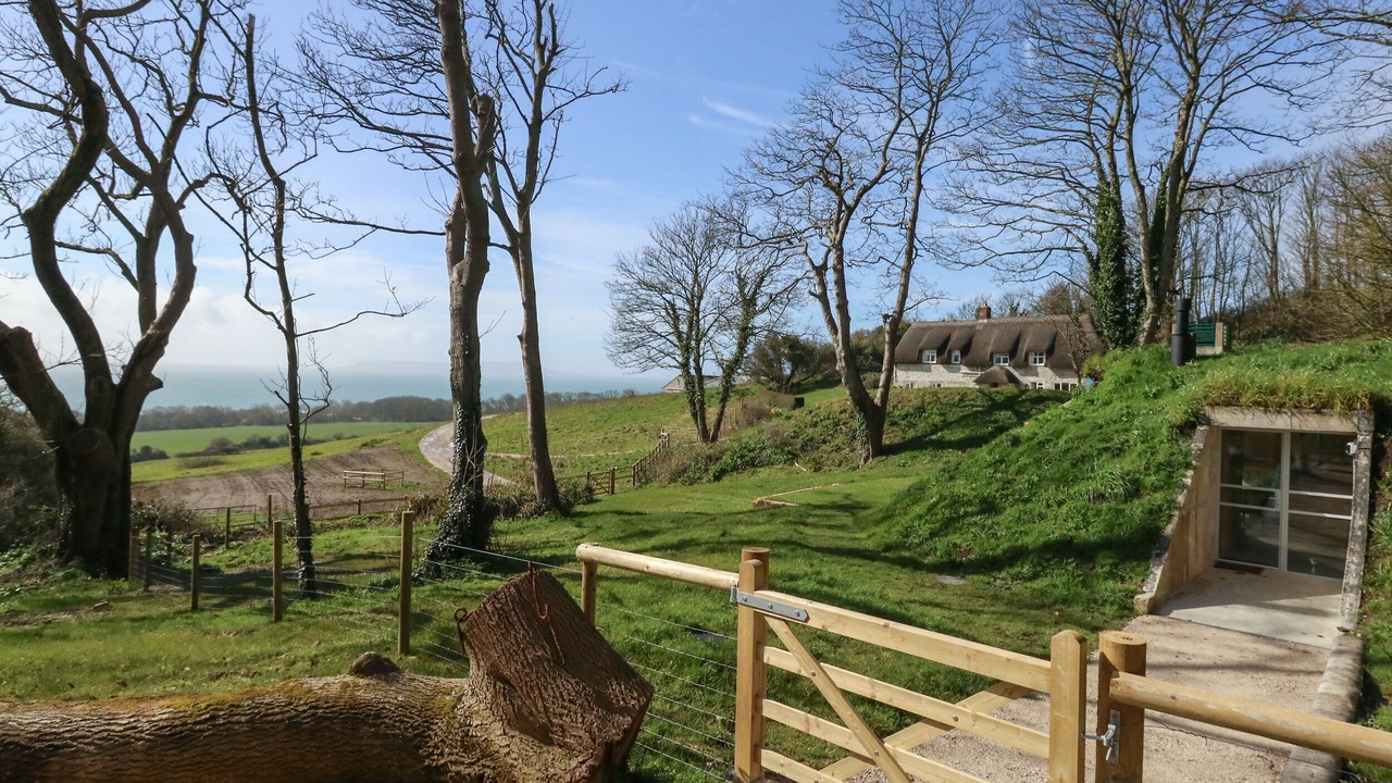 Photo of Outdoor in Holworth