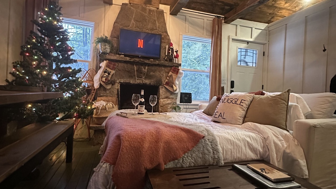 Photo of Bedroom in Gravenhurst