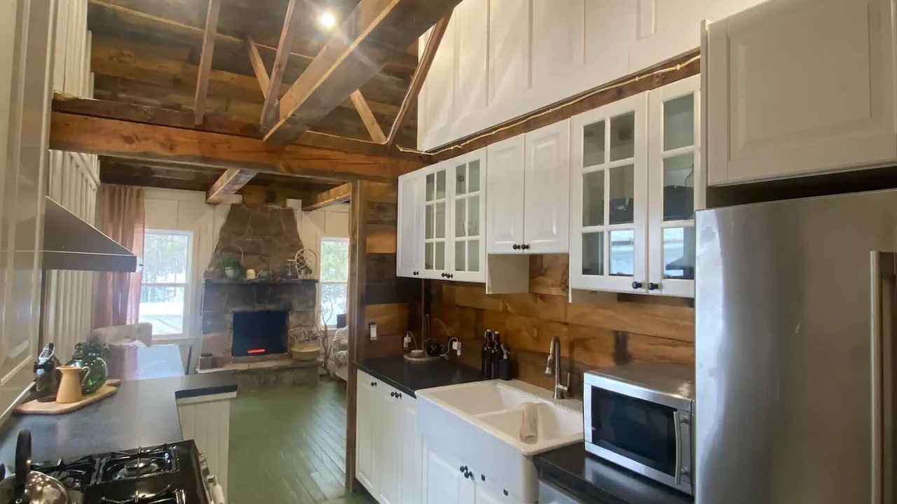 Photo of Kitchen in Gravenhurst