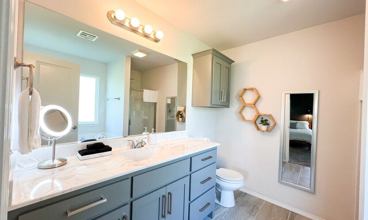 Photo of Bathroom in Broken Arrow