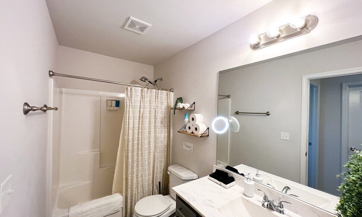 Photo of Bathroom in Broken Arrow