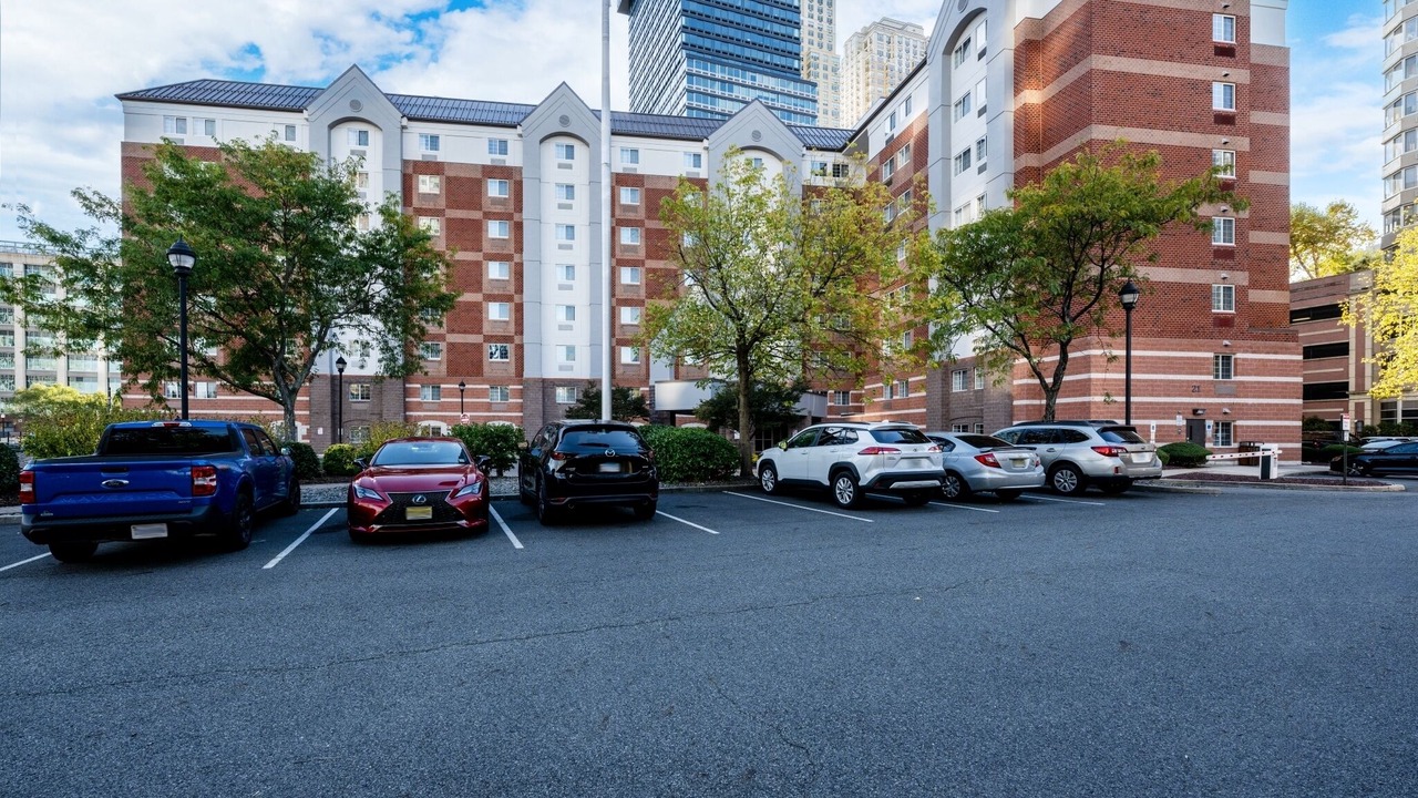 Photo of Outdoor in Exchange Place North