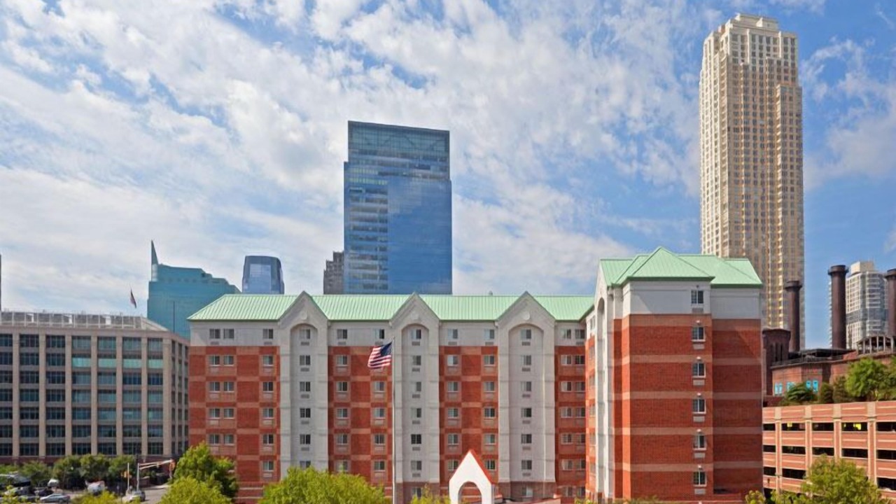 Photo of Outdoor in Exchange Place North