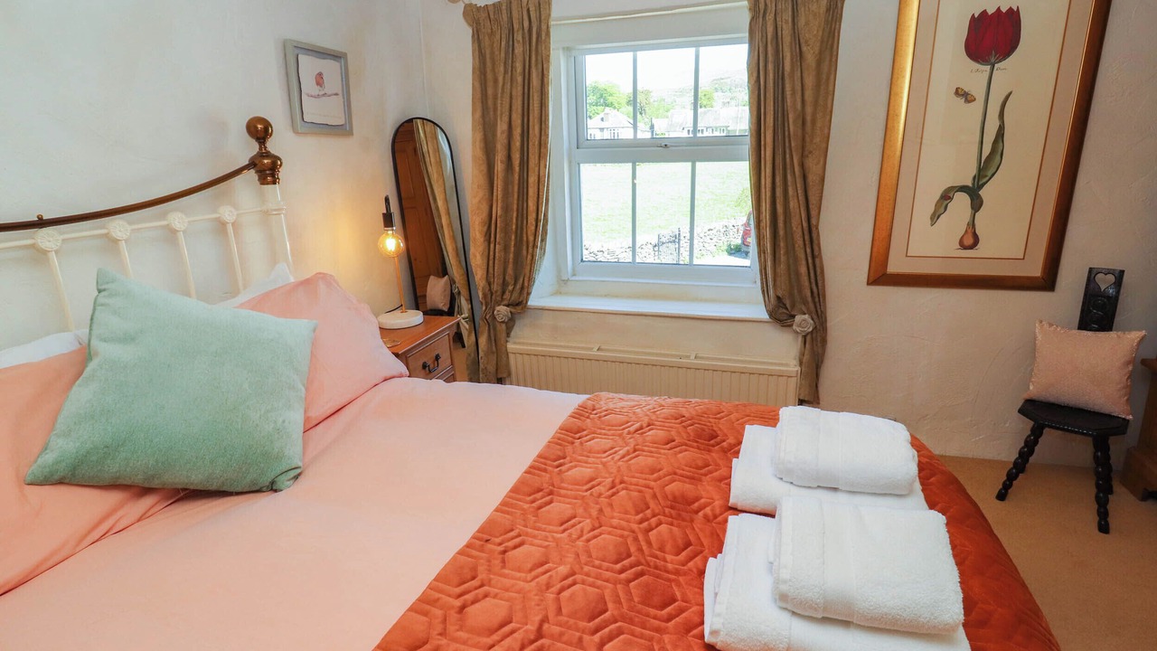 Photo of Bedroom in Staveley