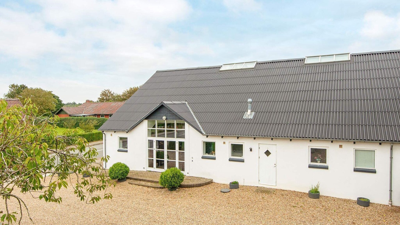Photo of Outdoor in Henne