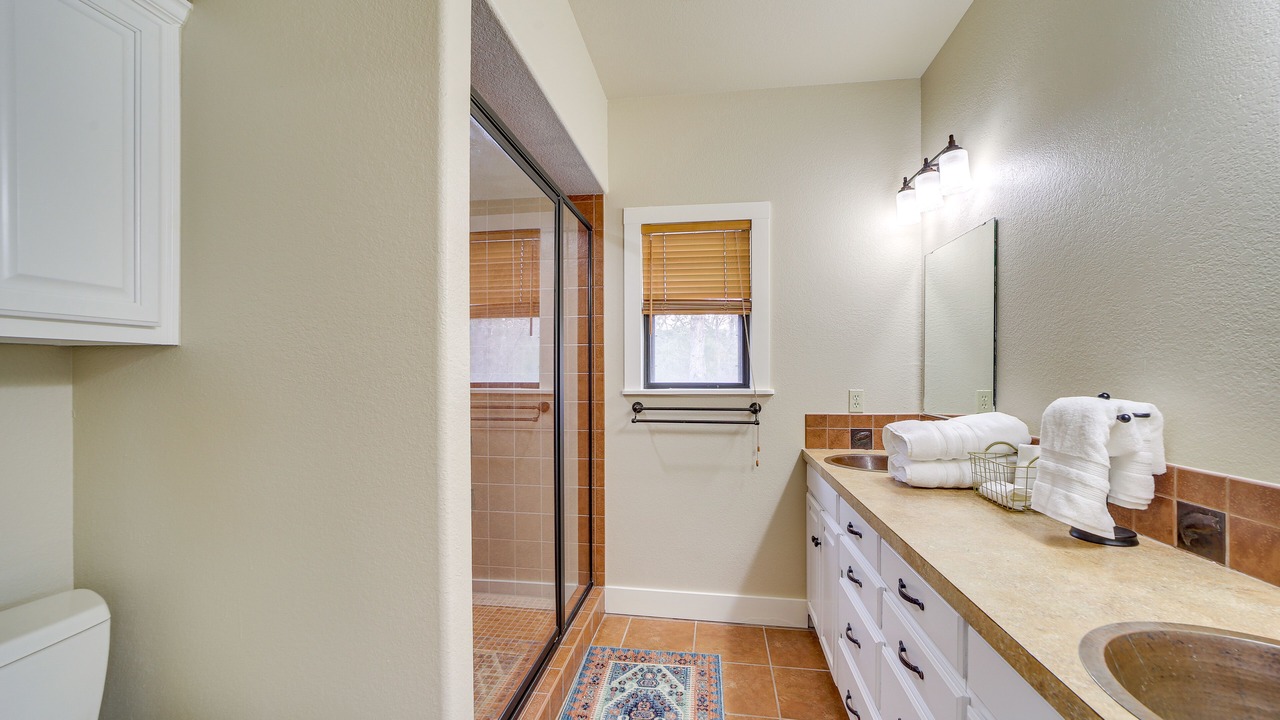 Photo of Bathroom in Longtown