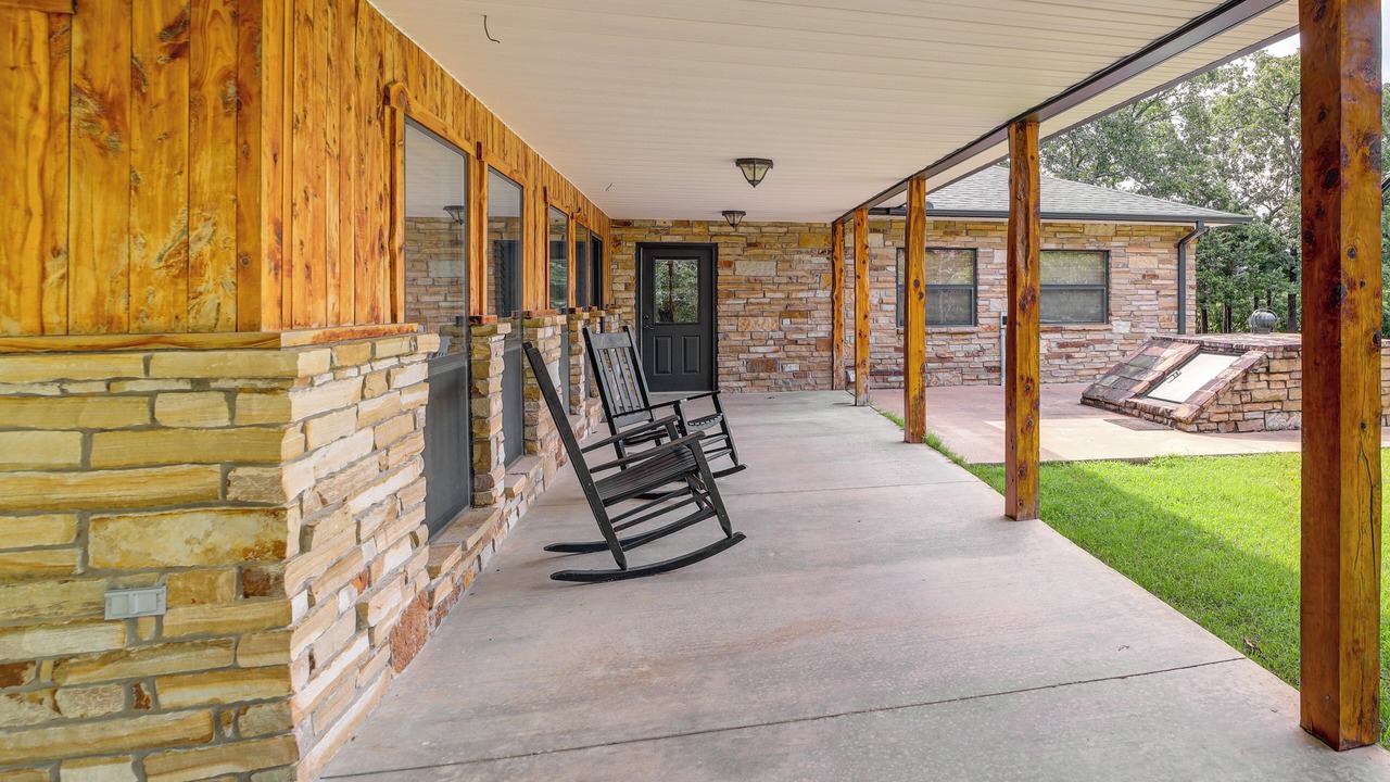 Photo of Patio Balcony in Longtown