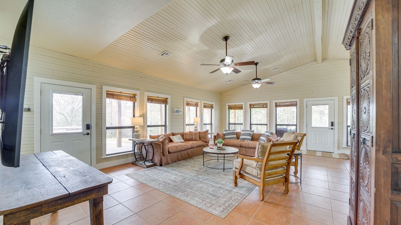 Photo of Livingroom in Longtown