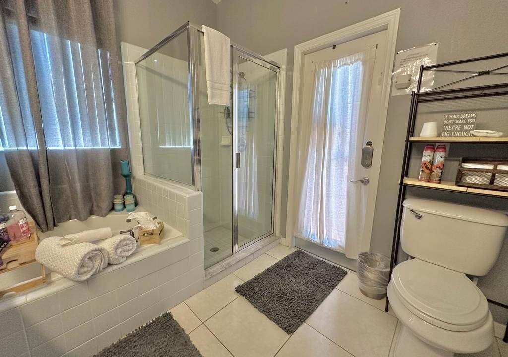 Photo of Bathroom in Esprit