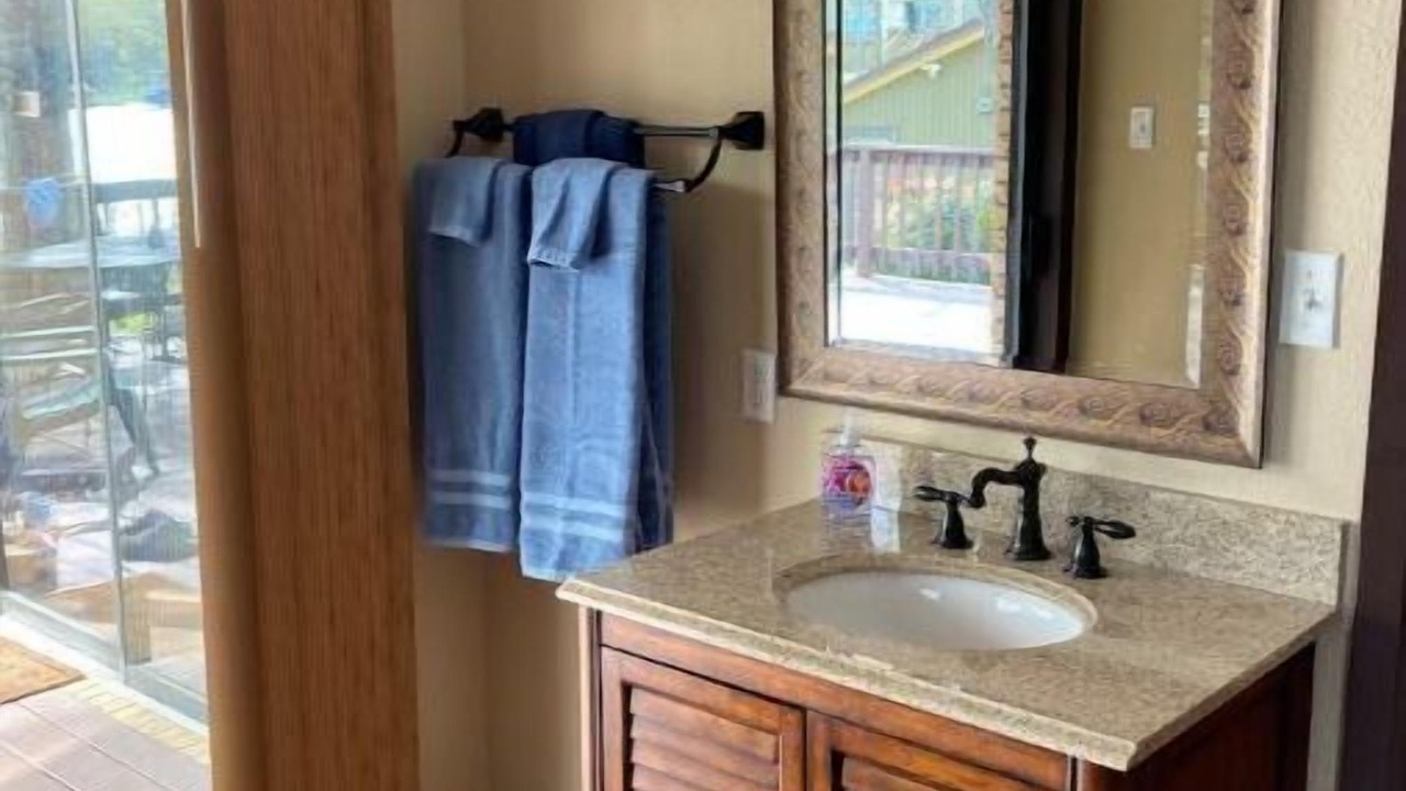 Photo of Bathroom in Leisure Land