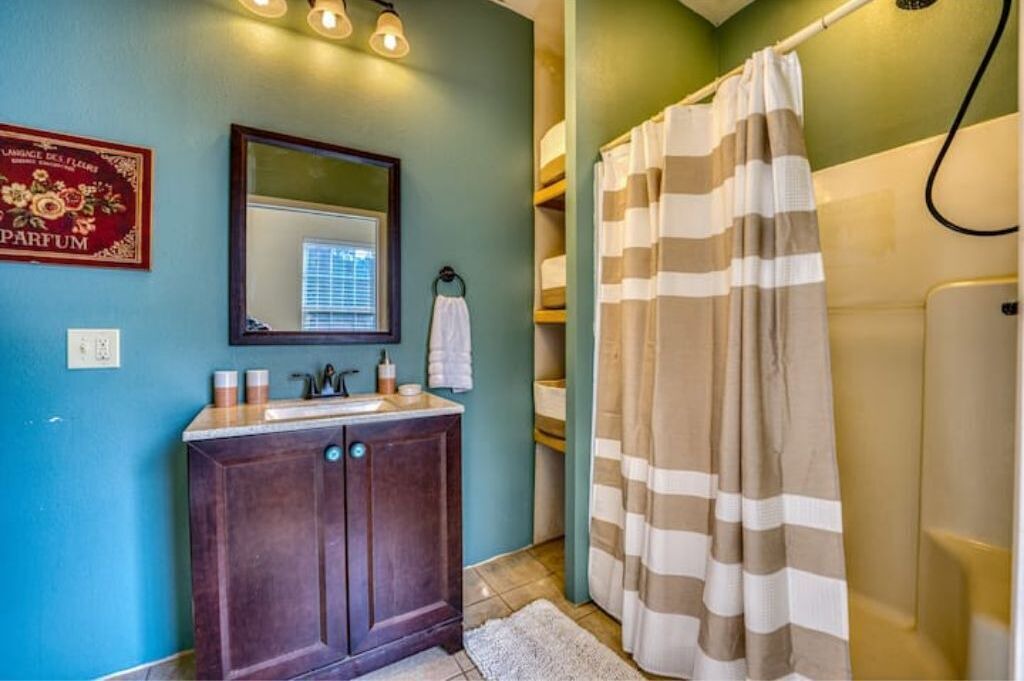 Photo of Bathroom in Jasper
