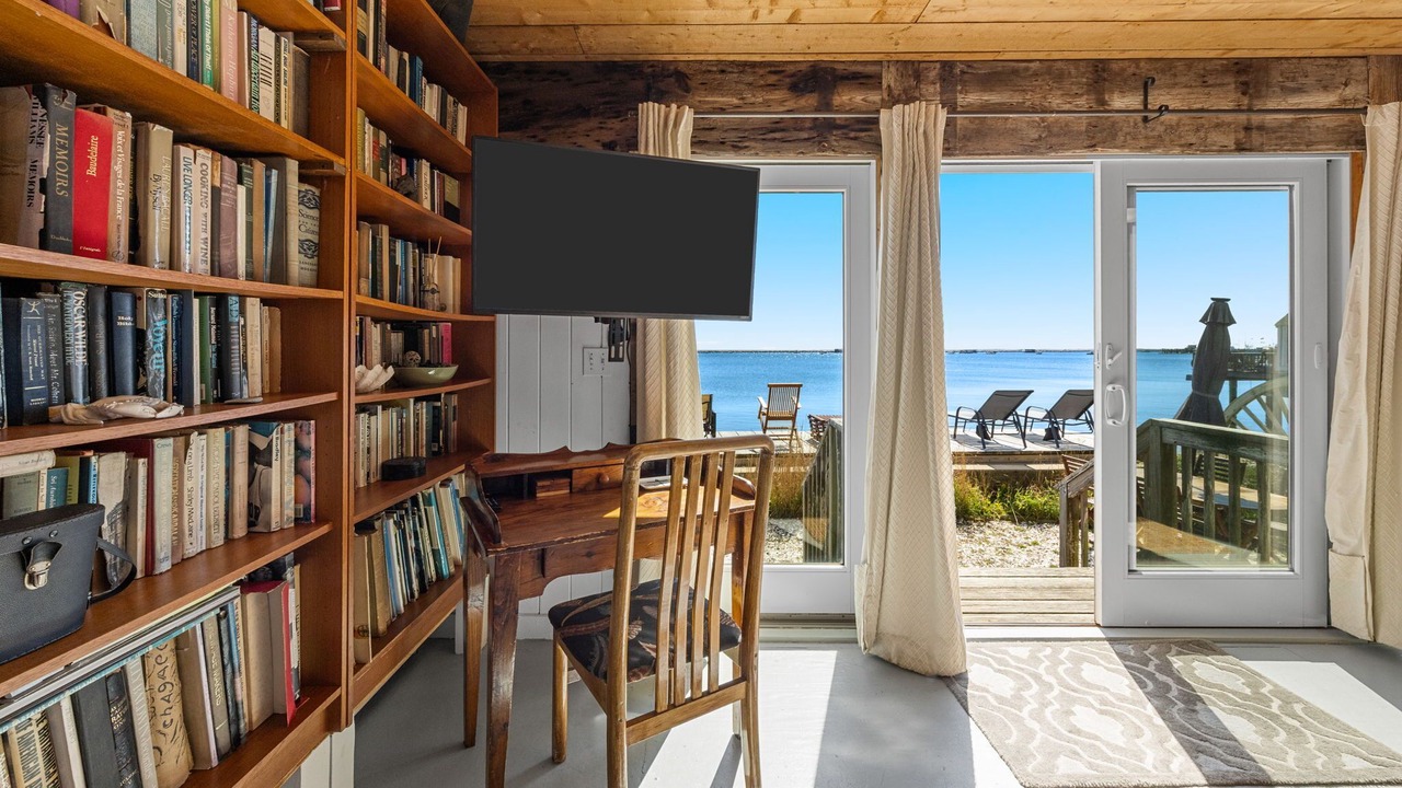 Photo of Others in Commercial Street