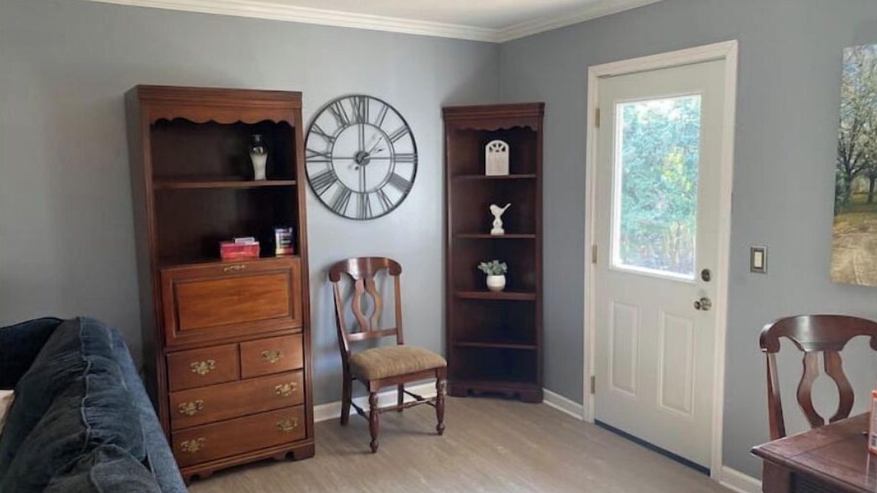 Photo of Livingroom in Seneca
