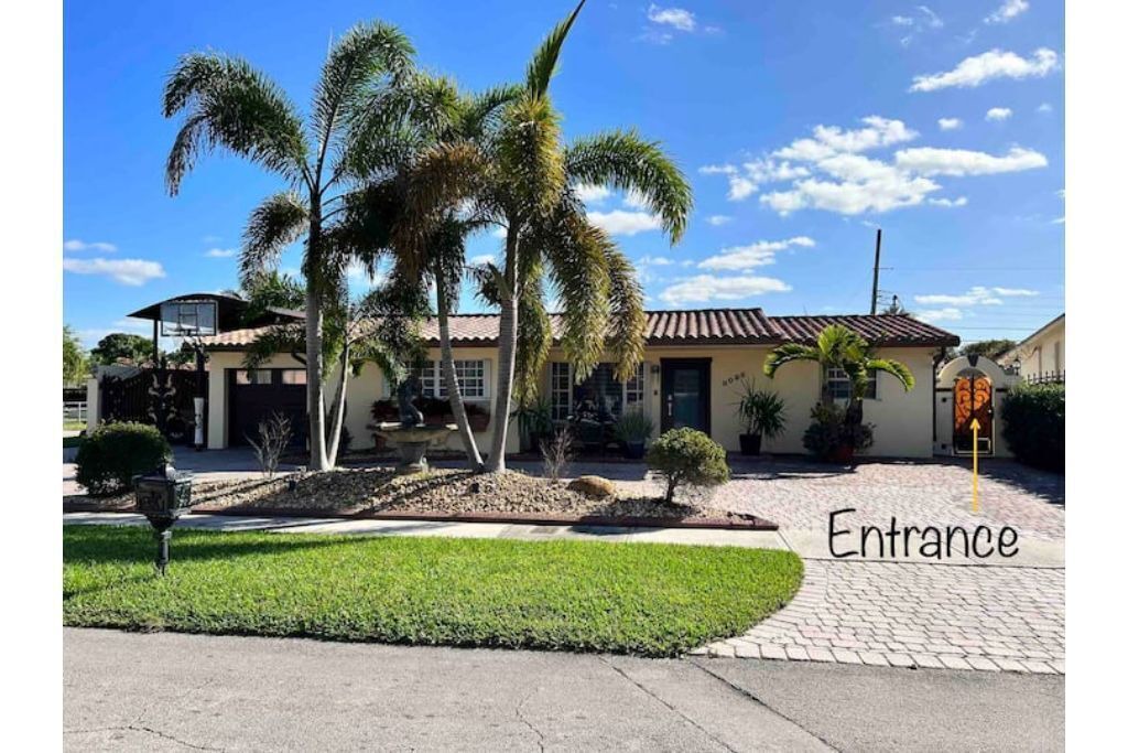 Photo of Outdoor in Hialeah