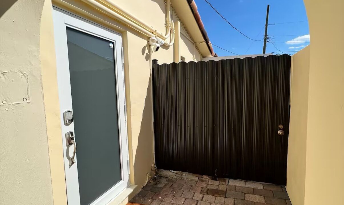 Photo of Outdoor in Hialeah