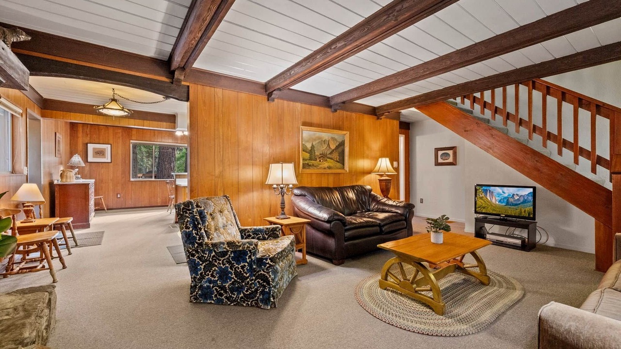 Photo of Livingroom in Strawberry