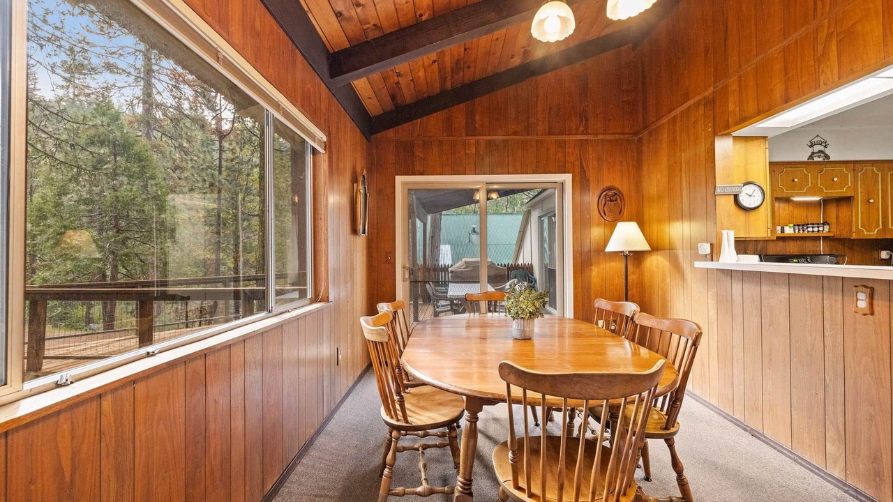 Photo of Others in Strawberry