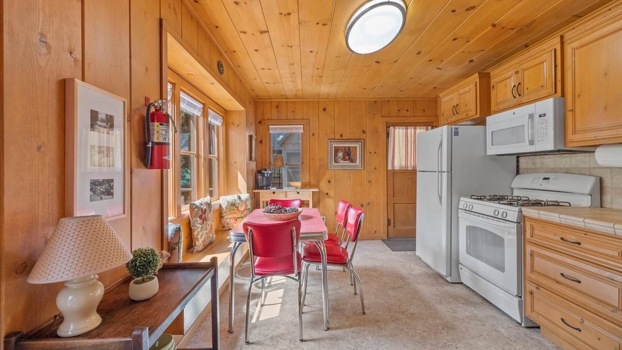 Photo of Kitchen in Strawberry
