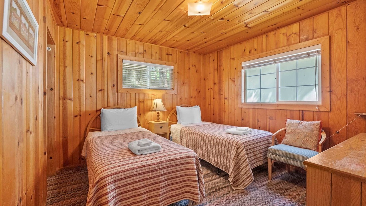 Photo of Bedroom in Strawberry